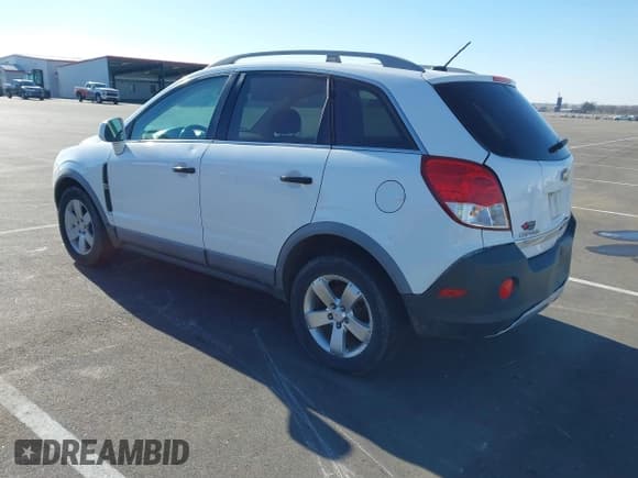 ✅ 2012 Chevrolet Captiva Sport LS • VIN: 3GNAL2EK2CS548166 • Lot: 41252034. Wystawiony na IAAI z przebiegiem 141 239 mil. Bezpłatny archiwum sprzedaży aukcyjnych z USA i szczegółowy raport historii pojazdu na DreamBid. Zdjęcie 3.