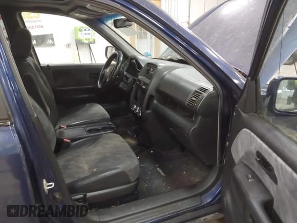 ✅ 2004 Honda CR-V EX • VIN: SHSRD78894U236645 • Lot: 43650598. Listed on IAAI with 296,555 mi. Free auction sales archive from the USA and detailed vehicle history report at DreamBid. Image 5.