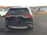 ✅ 2019 Toyota RAV4 Limited • VIN: JTMN1RFV9KD518825 • Лот: 43618640. Опубликован ранее на IAAI с пробегом 98 515 миль. Бесплатный доступ к архиву аукционных продаж из США и подробный отчёт об истории автомобиля на DreamBid. Изображение 16.