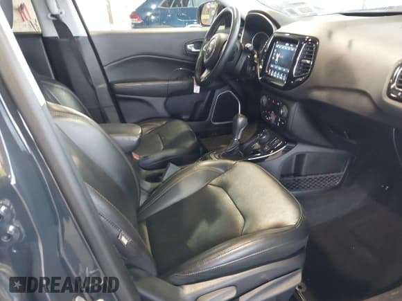 ✅ 2018 Jeep Compass Limited • VIN: 3C4NJDCB2JT190265 • Лот: 42307336. Опубликован ранее на IAAI с пробегом 72 358 миль. Бесплатный доступ к архиву аукционных продаж из США и подробный отчёт об истории автомобиля на DreamBid. Изображение 5.