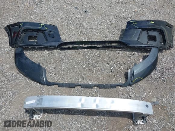 ✅ 2016 Audi Q3 Premium Plus • VIN: WA1EFCFS8GR020334 • Lot: 42584731. Listed on IAAI with 95,285 mi. Free auction sales archive from the USA and detailed vehicle history report at DreamBid. Image 19.