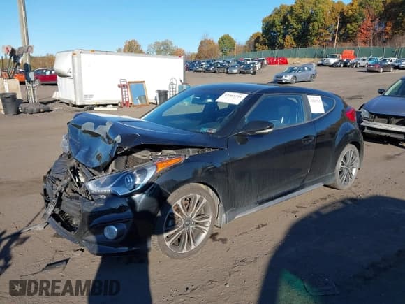 ✅ 2016 Hyundai Veloster Turbo Rally Edition • VIN: KMHTC6AEXGU294006 • Лот: 43561711. Опубликован ранее на IAAI с пробегом 81 116 миль. Бесплатный доступ к архиву аукционных продаж из США и подробный отчёт об истории автомобиля на DreamBid. Изображение 17.