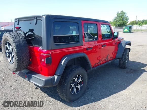 ✅ 2021 Jeep Wrangler Unlimited Rubicon • VIN: 1C4HJXFG2MW575541 • Lot: 42247475. Wystawiony na IAAI z przebiegiem 92 353 mil. Bezpłatny archiwum sprzedaży aukcyjnych z USA i szczegółowy raport historii pojazdu na DreamBid. Zdjęcie 4.