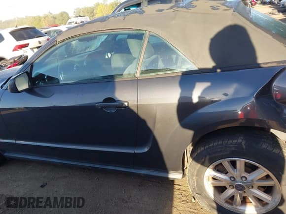 ✅ 2007 Ford Mustang Deluxe • VIN: 1ZVFT84N075346114 • Lot: 43362587. Listed on IAAI with 68,756 mi. Free auction sales archive from the USA and detailed vehicle history report at DreamBid. Image 14.