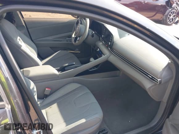 ✅ 2021 Hyundai Elantra SEL • VIN: 5NPLM4AG2MH051822 • Лот: 43142668. Опубликован ранее на IAAI с пробегом 79 551 миль. Бесплатный доступ к архиву аукционных продаж из США и подробный отчёт об истории автомобиля на DreamBid. Изображение 5.