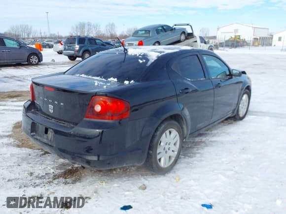 ✅ 2013 Dodge Avenger SE • VIN: 1C3CDZAB3DN754139 • Лот: 41339682. Опубликован ранее на IAAI с пробегом 188 141 миль. Бесплатный доступ к архиву аукционных продаж из США и подробный отчёт об истории автомобиля на DreamBid. Изображение 4.
