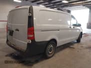 ✅ 2020 Mercedes-Benz Metris Cargo • VIN: W1YV0BEY6L3760724 • Lot: 41783352. Wystawiony na IAAI z przebiegiem 141 941 mil. Bezpłatny archiwum sprzedaży aukcyjnych z USA i szczegółowy raport historii pojazdu na DreamBid. Zdjęcie 4.