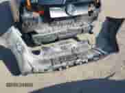 2014 Ford Mustang V6 с VIN 1ZVBP8AM2E5247130, выставлен на аукционе IAAI как лот 43260987 с пробегом 88 623 миль миль и . История ставок и продаж доступна на DreamBid. Изображение 12.