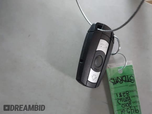 ✅ 2010 BMW 3 Series 328i xDrive • VIN: WBAPK5C55AA652294 • Lot: 43761382. Listed on IAAI with 175,931 mi. Free auction sales archive from the USA and detailed vehicle history report at DreamBid. Image 11.