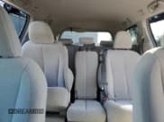 ✅ 2012 Toyota Sienna LE • VIN: 5TDKK3DC6CS226957 • Lot: 87479505. Wystawiony na Copart z przebiegiem 222 660 mil. Bezpłatny archiwum sprzedaży aukcyjnych z USA i szczegółowy raport historii pojazdu na DreamBid. Zdjęcie 10.