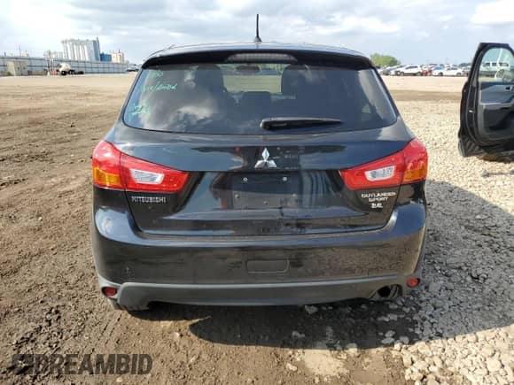 2015 Mitsubishi Outlander ES с VIN 4A4AR3AW5FE053277, выставлен на аукционе Copart как лот 70186775 с пробегом 93 736 миль миль и Списание • Salvage title. История ставок и продаж доступна на DreamBid. Изображение 6.