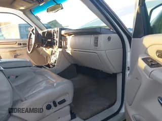 ✅ 2002 Cadillac Escalade • VIN: 1GYEK63NX2R289746 • Lot: 41506173. Wystawiony na IAAI z przebiegiem Nie podano. Bezpłatny archiwum sprzedaży aukcyjnych z USA i szczegółowy raport historii pojazdu na DreamBid. Zdjęcie 5.