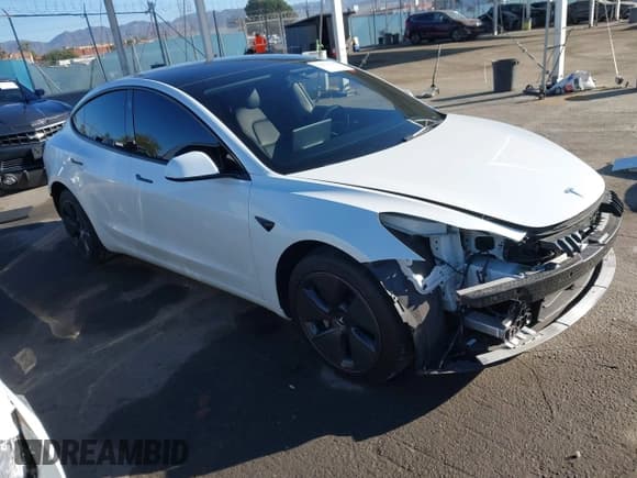 ✅ 2022 Tesla Model 3 Long Range • VIN: 5YJ3E1EB4NF341442 • Lot: 43572240. Wystawiony na IAAI z przebiegiem 47 719 mil. Bezpłatny archiwum sprzedaży aukcyjnych z USA i szczegółowy raport historii pojazdu na DreamBid. Zdjęcie 1.