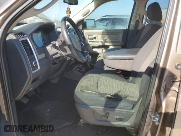 ✅ 2009 Dodge 1500 SLT • VIN: 1D3HB13T09S742898 • Лот: 71869774. Размещён на Copart с пробегом 240 354 миль миль. Получите бесплатный доступ к архиву аукционных продаж из США и посмотрите подробный отчёт об истории автомобиля на DreamBid. Изображение 7.