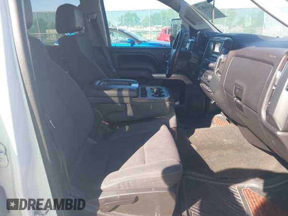 ✅ 2015 Chevrolet Silverado 2500HD LT • VIN: 1GC1KVEG2FF557032 • Лот: 43468629. Опубликован ранее на IAAI с пробегом 152 015 миль. Бесплатный доступ к архиву аукционных продаж из США и подробный отчёт об истории автомобиля на DreamBid. Изображение 5.