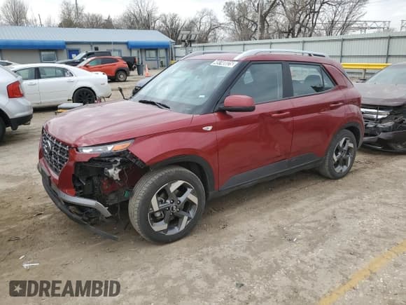 ✅ 2024 Hyundai Venue SEL • VIN: KMHRC8A39RU291721 • Lot: 49740025. Listed on Copart with 25,577 mi. Free auction sales archive from the USA and detailed vehicle history report at DreamBid. Image 1.