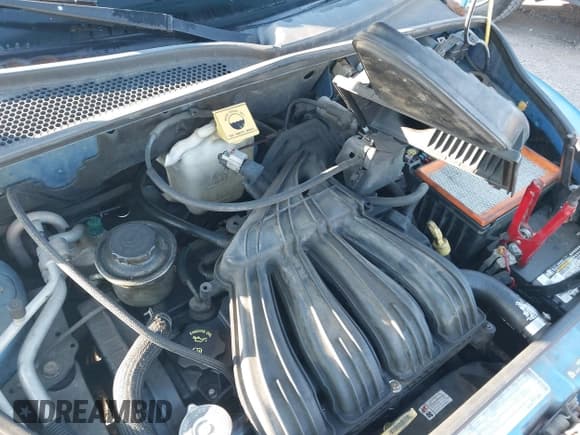 ✅ 2009 Chrysler PT Cruiser • VIN: 3A8FY489X9T527811 • Lot: 43861654. Listed on IAAI with 194,829 mi. Free auction sales archive from the USA and detailed vehicle history report at DreamBid. Image 6.