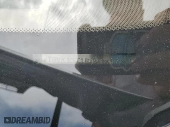 ✅ 1993 Lexus ES 300 • VIN: JT8VK13T1P0216976 • Lot: 54801875. Listed on Copart with 110,217 mi. Free auction sales archive from the USA and detailed vehicle history report at DreamBid. Image 12.