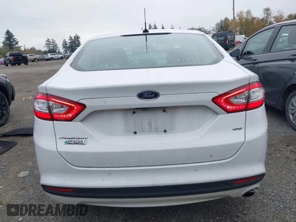 ✅ 2016 Ford Fusion SE Luxury • VIN: 3FA6P0PU9GR233387 • Lot: 43551831. Wystawiony na IAAI z przebiegiem 62 039 mil. Bezpłatny archiwum sprzedaży aukcyjnych z USA i szczegółowy raport historii pojazdu na DreamBid. Zdjęcie 16.