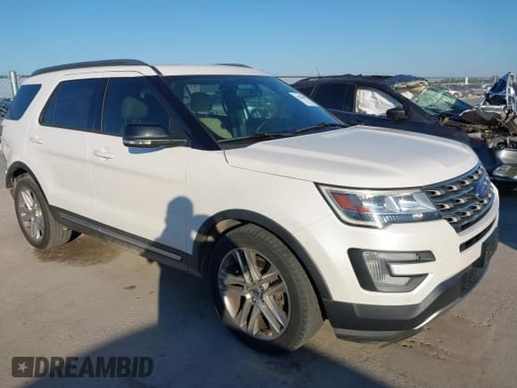 ✅ 2017 Ford Explorer XLT • VIN: 1FM5K7D83HGC53871 • Лот: 43426007. Опубликован ранее на IAAI с пробегом 99 264 миль. Бесплатный доступ к архиву аукционных продаж из США и подробный отчёт об истории автомобиля на DreamBid. Изображение 1.