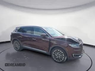 ✅ 2019 Lincoln Nautilus Reserve • VIN: 2LMPJ6L92KBL31298 • Lot: 64714753. Wystawiony na Copart z przebiegiem 60 665 mil. Bezpłatny archiwum sprzedaży aukcyjnych z USA i szczegółowy raport historii pojazdu na DreamBid. Zdjęcie 4.