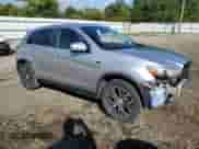 2019 Mitsubishi Outlander ES с VIN JA4AR3AU5KU028198, выставлен на аукционе Copart как лот 71694985 с пробегом 59 165 миль миль и Списание • Salvage title. История ставок и продаж доступна на DreamBid. Изображение 4.