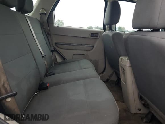 ✅ 2011 Ford Escape XLS • VIN: 1FMCU0C79BKC21609 • Лот: 90109615. Опубликован ранее на Copart с пробегом 247 391 миль. Бесплатный доступ к архиву аукционных продаж из США и подробный отчёт об истории автомобиля на DreamBid. Изображение 10.