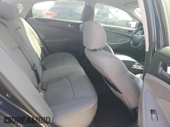 ✅ 2013 Hyundai Sonata GLS • VIN: 5NPEB4AC3DH677617 • Lot: 75028624. Listed on Copart with 118,868 mi. Free auction sales archive from the USA and detailed vehicle history report at DreamBid. Image 10.