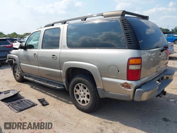 ✅ 2003 Chevrolet Suburban LS • VIN: 3GNFK16Z83G112293 • Лот: 43072944. Опубликован ранее на IAAI с пробегом Не указан. Бесплатный доступ к архиву аукционных продаж из США и подробный отчёт об истории автомобиля на DreamBid. Изображение 3.