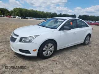 2014 Chevrolet Cruze LS с VIN 1G1PA5SG9E7448294, выставлен на аукционе Copart как лот 67911705 с пробегом 149 050 миль миль и Списание • Salvage title. История ставок и продаж доступна на DreamBid. Изображение 1.