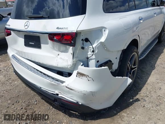 ✅ 2024 Mercedes-Benz GLS 450 • VIN: 4JGFF5KE7RB231828 • Lot: 42494721. Listed on IAAI with 14,499 mi. Free auction sales archive from the USA and detailed vehicle history report at DreamBid. Image 6.