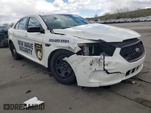 ✅ 2016 Ford Police Interceptor • VIN: 1FAHP2MK1GG119379 • Lot: 55078075. Wystawiony na Copart z przebiegiem 103 181 mil. Bezpłatny archiwum sprzedaży aukcyjnych z USA i szczegółowy raport historii pojazdu na DreamBid. Zdjęcie 4.