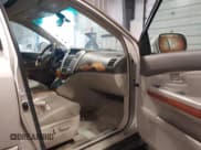 ✅ 2004 Lexus RX 330 • VIN: JTJGA31U040011419 • Лот: 43836835. Опубликован ранее на IAAI с пробегом 143 538 миль. Бесплатный доступ к архиву аукционных продаж из США и подробный отчёт об истории автомобиля на DreamBid. Изображение 5.