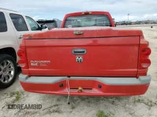 2006 Dodge Dakota SLT z VIN 1D7HE42K26S591087, wystawiony jako Copart lot #76167024 z przebiegiem Nie podano mil oraz Nie do naprawy • Non repairable. Historia ofert i sprzedaży dostępna na DreamBid. Obrazek 6.