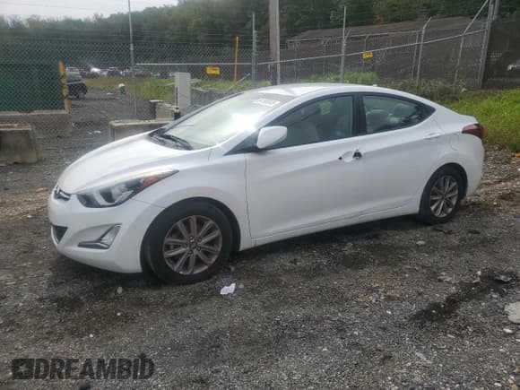✅ 2015 Hyundai Elantra SE • VIN: 5NPDH4AEXFH552578 • Lot: 84165045. Listed on Copart with 69,333 mi. Free auction sales archive from the USA and detailed vehicle history report at DreamBid. Image 1.