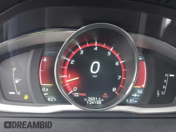 ✅ 2015 Volvo XC70 T6 • VIN: YV4902NKXF1231498 • Lot: 42547264. Listed on IAAI with 124,198 mi. Free auction sales archive from the USA and detailed vehicle history report at DreamBid. Image 7.