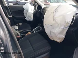 ✅ 2025 Hyundai Venue SEL • VIN: KMHRC8A34SU358988 • Lot: 41595502. Listed on IAAI with 1,487 mi. Free auction sales archive from the USA and detailed vehicle history report at DreamBid. Image 5.