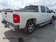✅ 2008 Chevrolet Silverado 1500 1LT • VIN: 3GCEC13J98G295808 • Lot: 43534433. Wystawiony na IAAI z przebiegiem 285 031 mil. Bezpłatny archiwum sprzedaży aukcyjnych z USA i szczegółowy raport historii pojazdu na DreamBid. Zdjęcie 4.