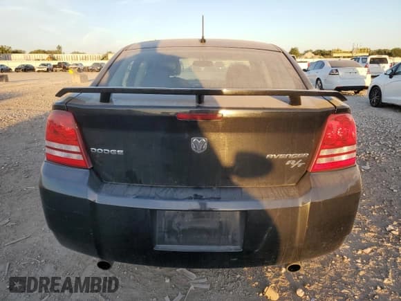 ✅ 2010 Dodge Avenger R/T • VIN: 1B3CC5FV4AN146458 • Лот: 73555204. Опубликован ранее на Copart с пробегом 180 705 миль. Бесплатный доступ к архиву аукционных продаж из США и подробный отчёт об истории автомобиля на DreamBid. Изображение 6.
