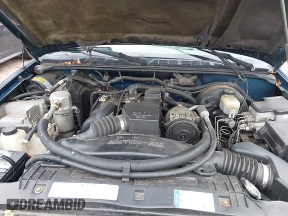 ✅ 1999 Chevrolet S-10 LS • VIN: 1GCCS1443XK138575 • Лот: 43653295. Опубликован ранее на IAAI с пробегом 139 489 миль. Бесплатный доступ к архиву аукционных продаж из США и подробный отчёт об истории автомобиля на DreamBid. Изображение 10.