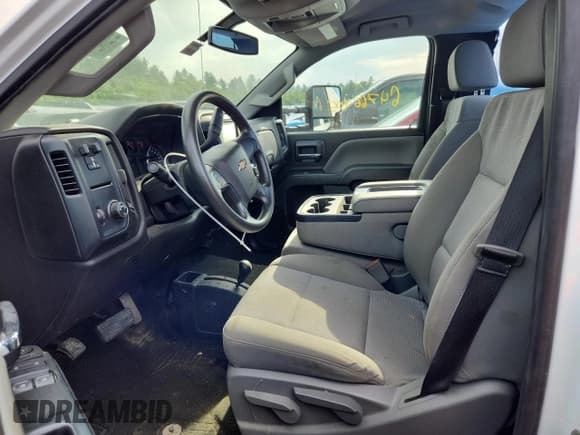 ✅ 2018 Chevrolet Silverado 3500HD Work Truck • VIN: 1GC0KYEGXJZ338095 • Lot: 64766405. Listed on Copart with 68,601 mi. Free auction sales archive from the USA and detailed vehicle history report at DreamBid. Image 7.