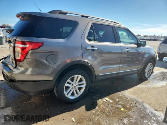 ✅ 2013 Ford Explorer XLT • VIN: 1FM5K7D89DGB62761 • Lot: 91379085. Wystawiony na Copart z przebiegiem 231 147 mil. Bezpłatny archiwum sprzedaży aukcyjnych z USA i szczegółowy raport historii pojazdu na DreamBid. Zdjęcie 3.