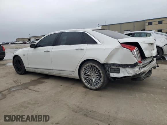 ✅ 2016 Cadillac CT6 RWD • VIN: 1G6KA5RX7GU161549 • Lot: 47631405. Wystawiony na Copart z przebiegiem 148 372 mil. Bezpłatny archiwum sprzedaży aukcyjnych z USA i szczegółowy raport historii pojazdu na DreamBid. Zdjęcie 2.