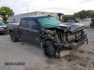 ✅ 2018 Chevrolet Silverado 1500 LT • VIN: 1GCVKRECXJZ295726 • Лот: 73387134. Опубликован ранее на Copart с пробегом Не указан. Бесплатный доступ к архиву аукционных продаж из США и подробный отчёт об истории автомобиля на DreamBid. Изображение 4.