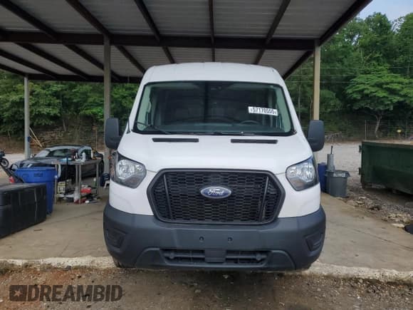 ✅ 2022 Ford Transit Cargo • VIN: 1FTBR1C8XNKA05854 • Лот: 57170555. Опубликован ранее на Copart с пробегом 119 996 миль. Бесплатный доступ к архиву аукционных продаж из США и подробный отчёт об истории автомобиля на DreamBid. Изображение 5.