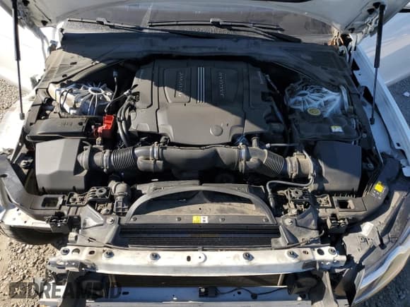 ✅ 2016 Jaguar XF 35t R-Sport • VIN: SAJBF4BV7GCY15961 • Lot: 66700485. Listed on Copart with 77,983 mi. Free auction sales archive from the USA and detailed vehicle history report at DreamBid. Image 11.