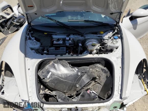 ✅ 2020 Porsche Boxster Spyder • VIN: WP0CC2A89LS240581 • Lot: 59026394. Wystawiony na Copart z przebiegiem 9 670 mil. Bezpłatny archiwum sprzedaży aukcyjnych z USA i szczegółowy raport historii pojazdu na DreamBid. Zdjęcie 11.