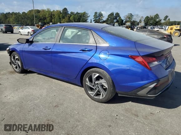 ✅ 2025 Hyundai Elantra SEL Convenience • VIN: KMHLS4DG0SU877293 • Lot: 82249575. Listed on Copart with 10,254 mi. Free auction sales archive from the USA and detailed vehicle history report at DreamBid. Image 2.