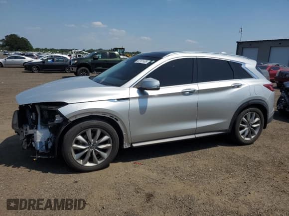 ✅ 2020 Infiniti QX50 Luxe • VIN: 3PCAJ5M36LF108020 • Лот: 62161495. Опубликован ранее на Copart с пробегом 77 985 миль. Бесплатный доступ к архиву аукционных продаж из США и подробный отчёт об истории автомобиля на DreamBid. Изображение 1.