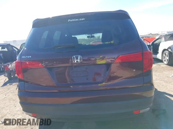 ✅ 2017 Honda Pilot EX-L • VIN: 5FNYF5H70HB019337 • Lot: 40809133. Listed on IAAI with 98,102 mi. Free auction sales archive from the USA and detailed vehicle history report at DreamBid. Image 17.